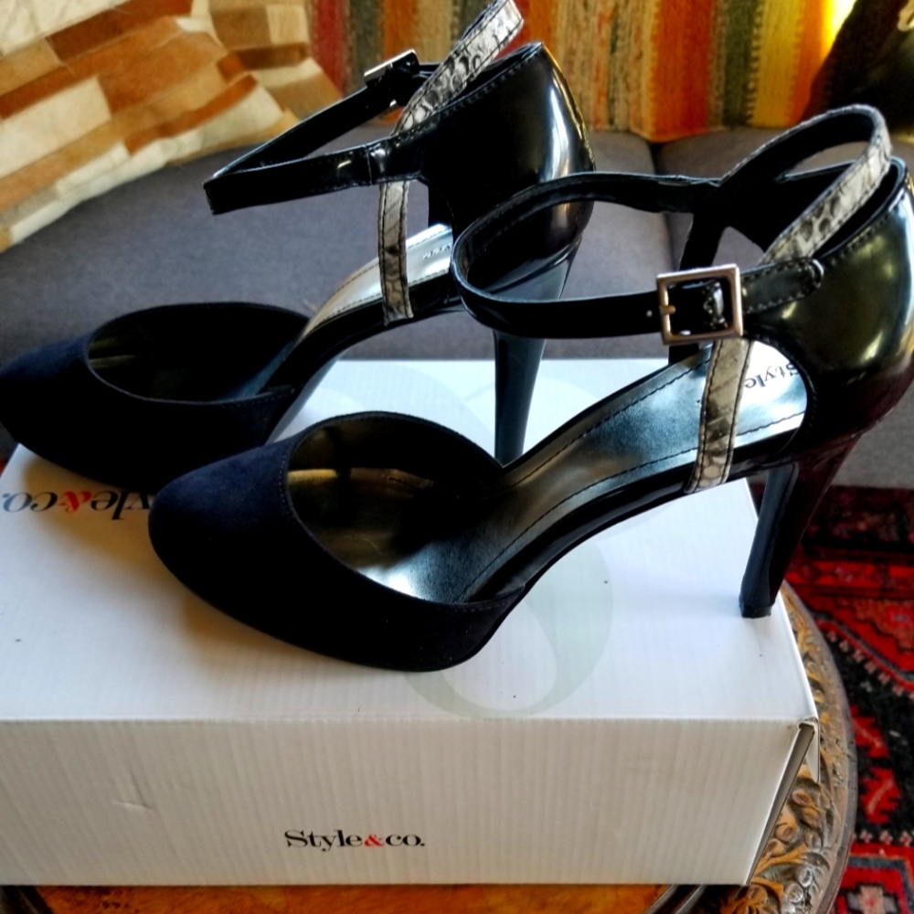 Style & Co Black/ Snake , Ankle wrap high heel. Sexy....
